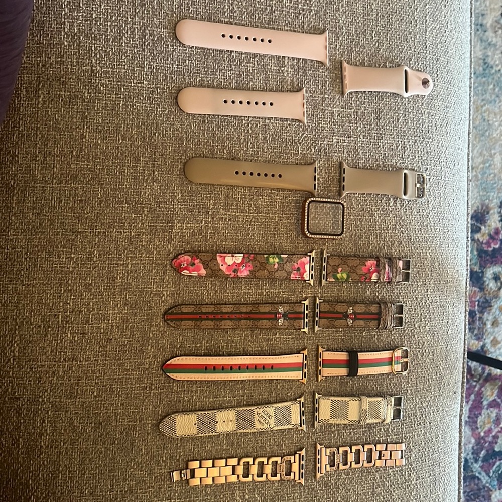 Apple Watch series 3 38mm compatible bands total of 7 and 1 screen protector
